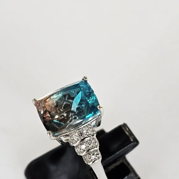 Aqua Colorful Terra Costa Quartz Triplet & White Zircon Ring in 925! Size 7 New - Picture 10 of 14